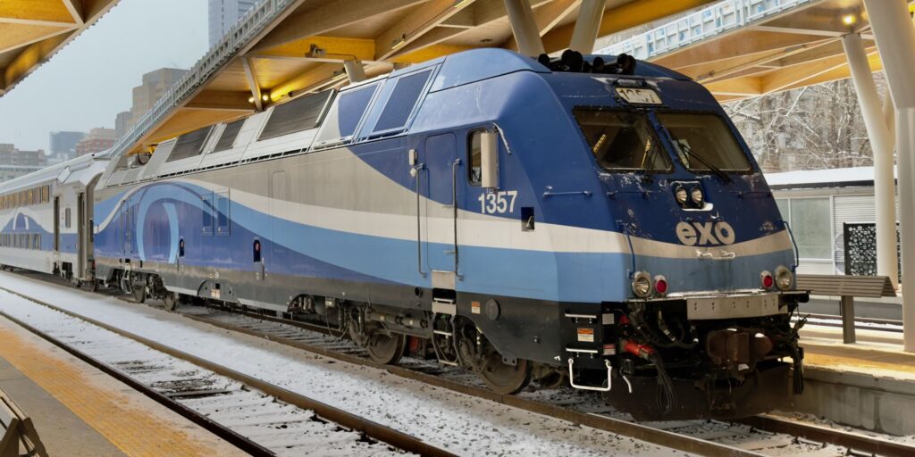 Alstom ALP-45DP locomotive at Lucien-L'Allier Station. Credit: One of Many Tims / Wikipedia