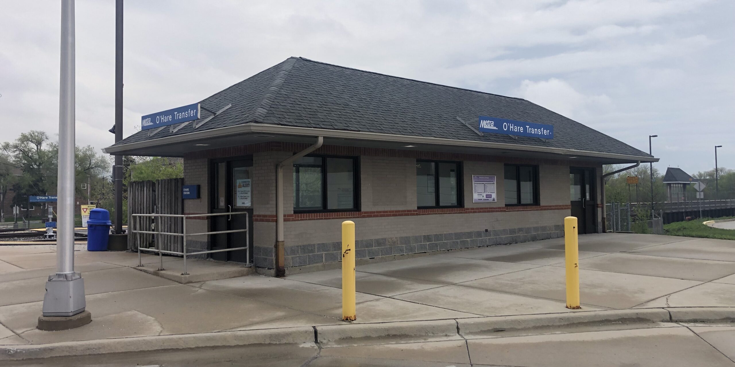 O'Hare Transfer Station building, Metra.